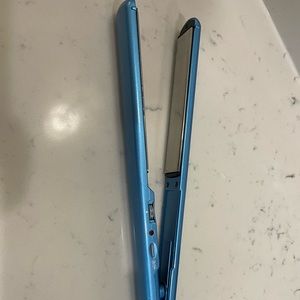 BaByliss Pro, Nano titanium ultra-thin straightening Iron, 1” size